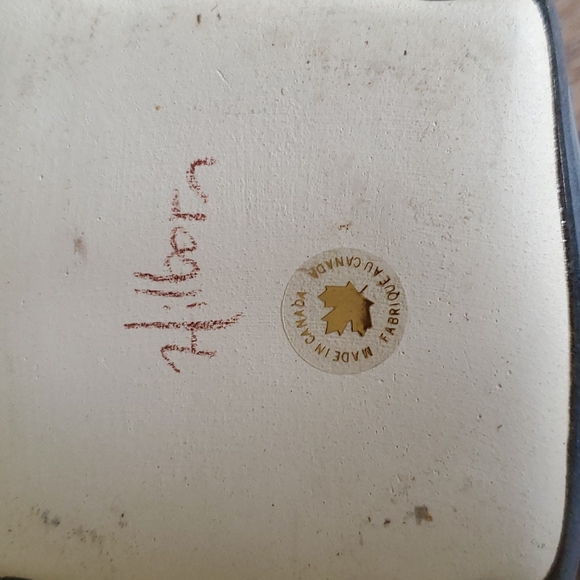 Hilborn Pottery Pinch Pot - Picture 4 of 9